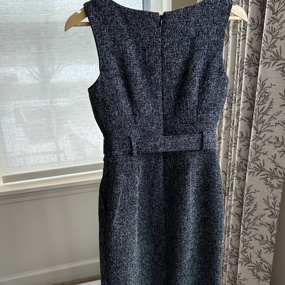 Banana Republic - Picture 4 of 5